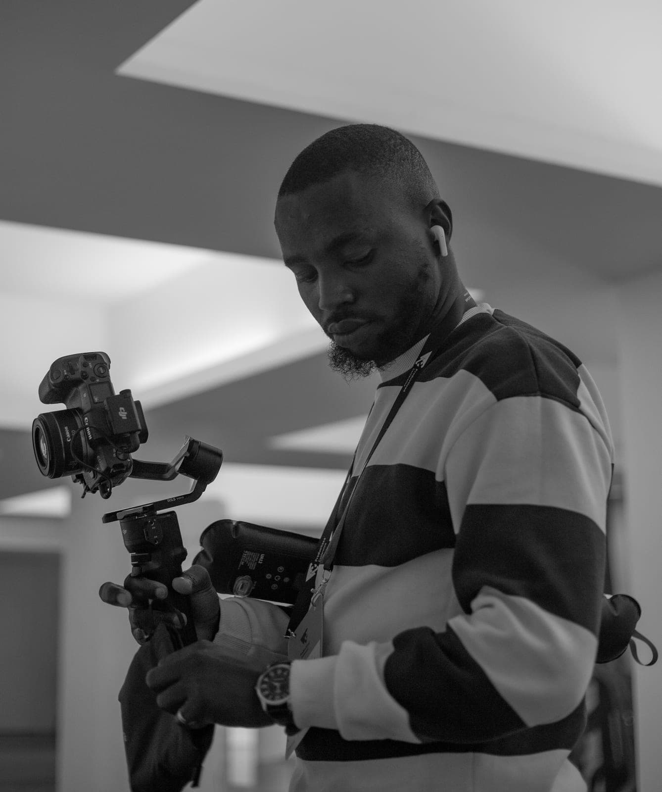 Drey, founder and lead photographer at Drey Pictures